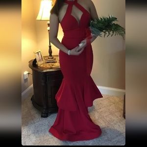 Windsor red fit and flair mermaid dress. Low cut. Size XS